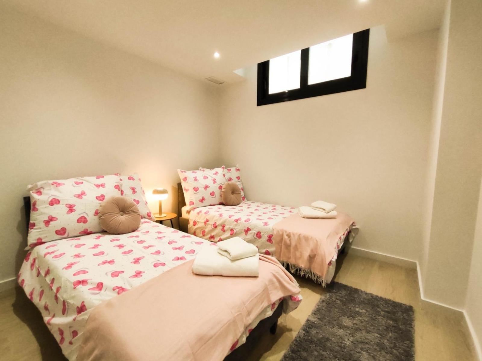 Amberes Apartment, A Stylish Villa'S Independent Downstairs Apartment With Private Swimming Pool And Terrace Polop Eksteriør bilde